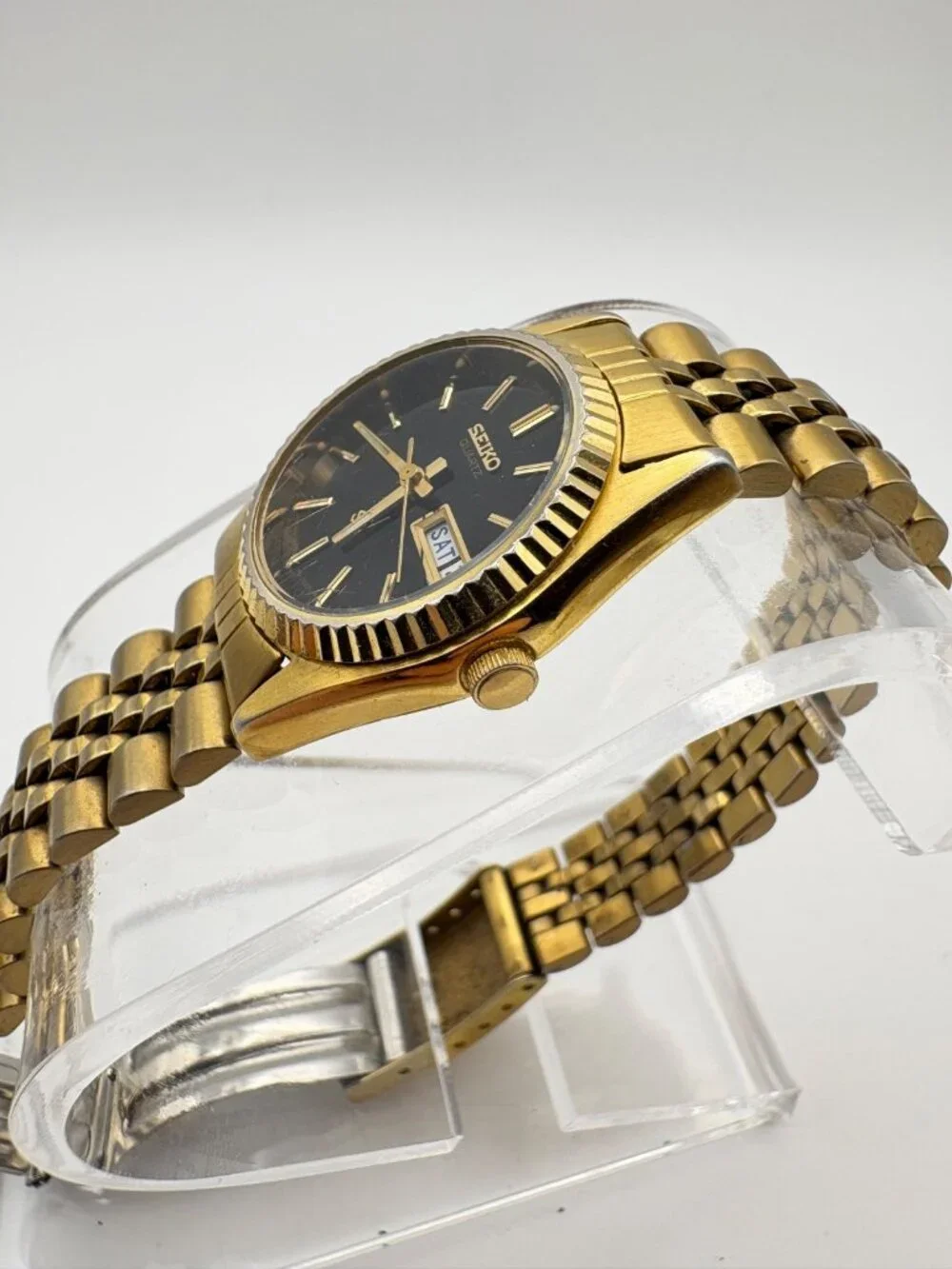 Vintage Seiko SQ Quartz Watch 3Y03-0169 Gold Tone Black Dial Fluted Bezel Parts
